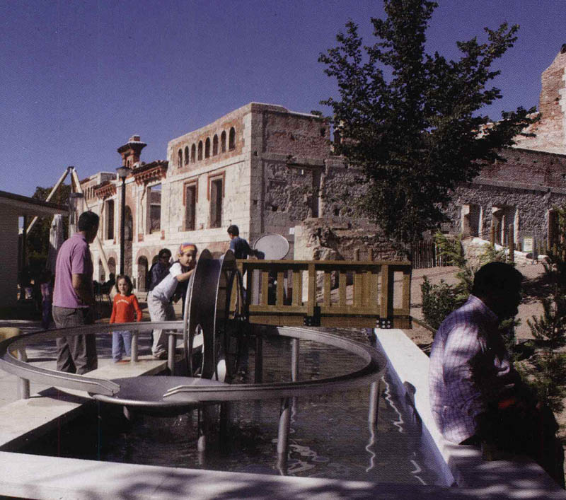 08-03.jpg